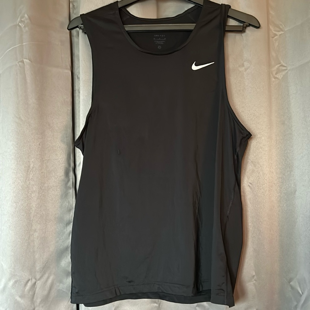 Men’s shirt, M